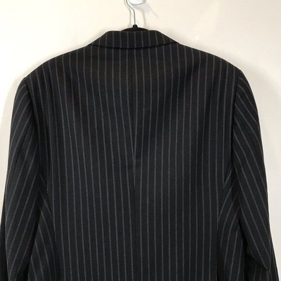 Armoni Collezioni Men's Pin Striped Blazer Size 42R Italy Wool Gomez Addams - Picture 6 of 13